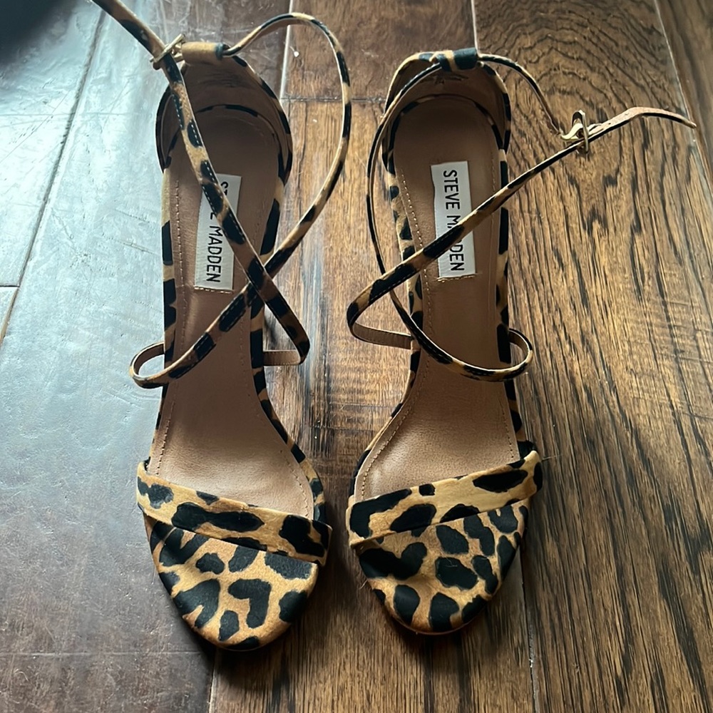 Steve Madden Leopard Stilettos 7.5
